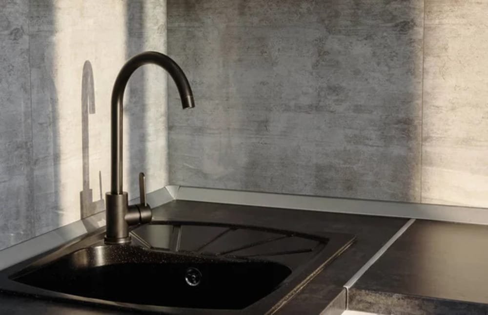 Sink and Faucet.2jpg